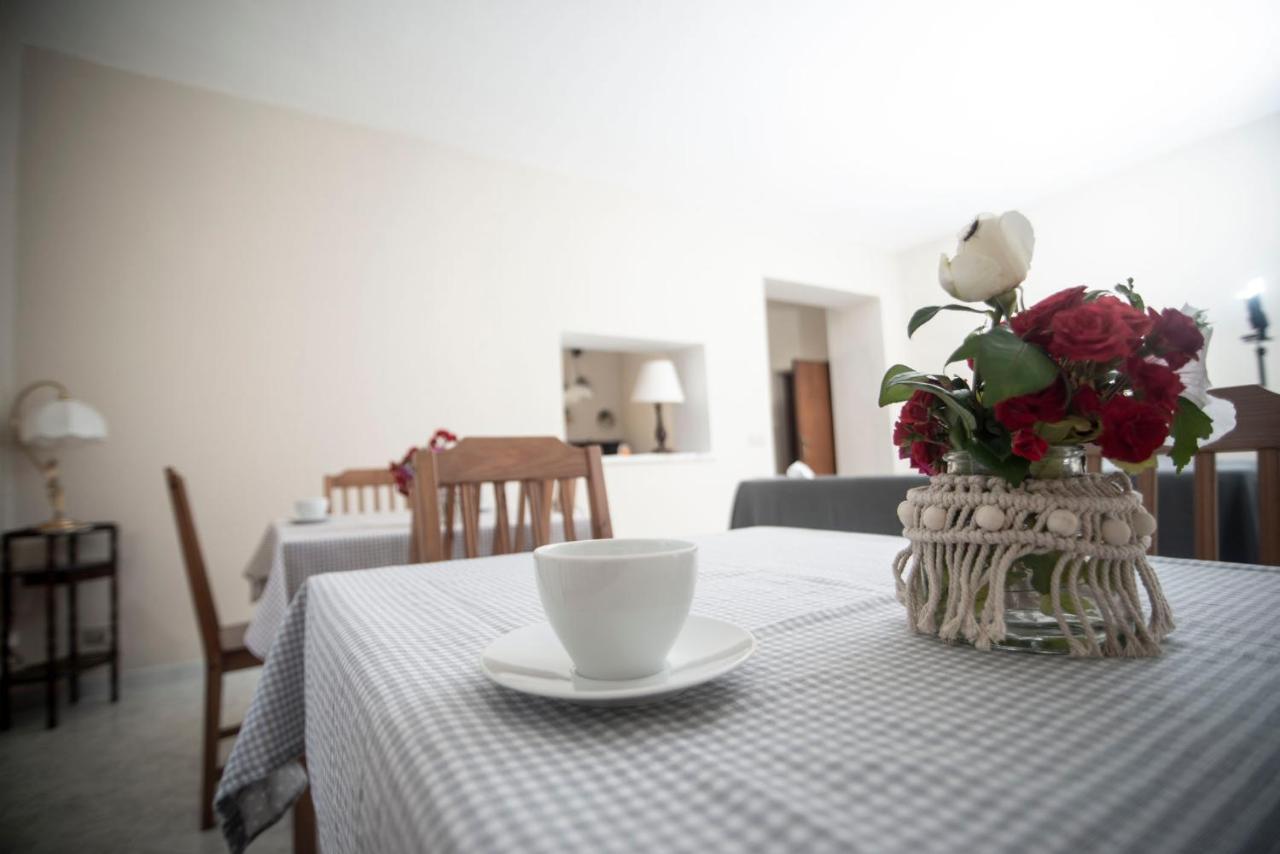 I Quattro Grappoli Bed and Breakfast Neive Εξωτερικό φωτογραφία